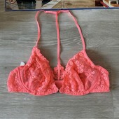Красивый кружевной бюстгальтер 75c