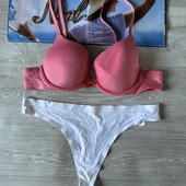 Идеальный гладкий бюстгальтер 80a и трусы