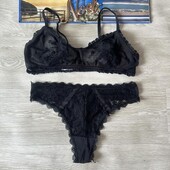 Бюстгальтер без косточек и трусы