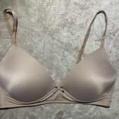 Нюдовий бюст без кісточок