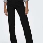 Чорні класичні брюки р.40