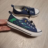 Зручні красиві кеди