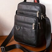 Чудова шкіряна сумка