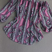 Блуза с открытыми плечами