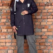 Жіноча котонова куртка подовжена с капюшоном.