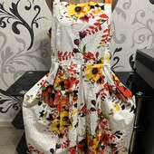 Сарафан в квітах, р.14/16 в гарному стані