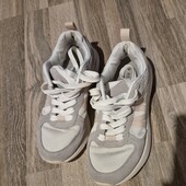 Шкіряні кросівки жіночі