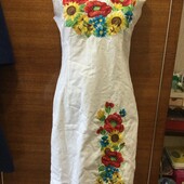 Сукня з вишивкою 44-46 р.