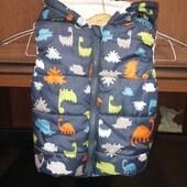 Жилетка утеплена р.100