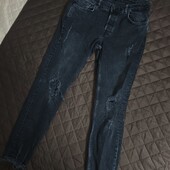 Zara eur 44 джинси з потертостями
