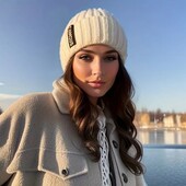 Тепленька м'якенька Шапка кремового кольору