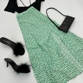 Гарна спідниця в принт