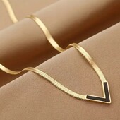 Елегантний кулон.