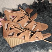 George, uk4 37p сандалі на шнурівці