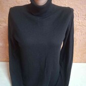 Фірмовий светрик-гольф,розмір XS/S