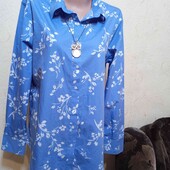 Гарна бавовняна сорочка 14/16 розміру,в грудях 104 см.