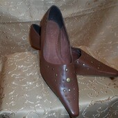 Розпродаж! Нові туфлі сток