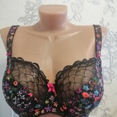 Красивий бюстгальтер на кісточках Freya 70С Заміри в описі!