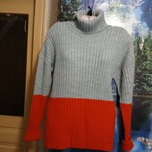 Жіночий тепленький светрик!