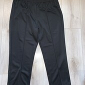 У новому стані спортивні штани.Розмір 52-54.