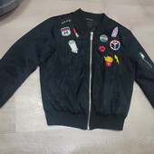 Стильна куртка-бомбер М