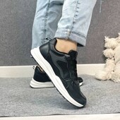 Розпродаж жіночі кросівки