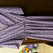 Літня сукня в квітковий принт в ідеальному стані