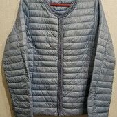 Куртка жіноча