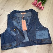 Нова з біркою джинсова жилетка ,розмір S.