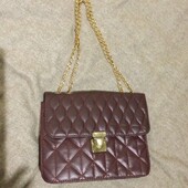 сумочка на ланцюжку