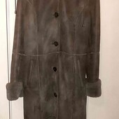 Очень тёплая, добротная ,полностью натуральная дубленка,в идеале! Описание, замеры. 