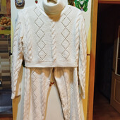 В'язаний костюм