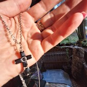 Хрестик серебро з чорним фіанітом.