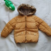 Тепла легенька курточка