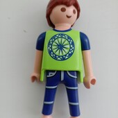 Хлопчик фігурка playmobil.