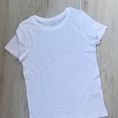Primark.Біла базова футболка 110(4-5 р)