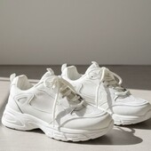 Хіт легесенькі зручні кросівки з екошкіри