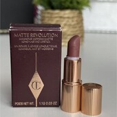 Оригінал. помада charlotte tilbury matte revolution (pillow talk medium) 1.1 g mini