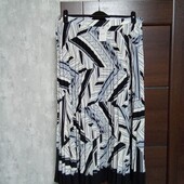 Новая брендовая красивая шелковая юбка-плиссе р.18.