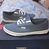 Кеды.р.р.42.стелька 27 см.в хорошем состоянии.Оригинал!