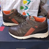 Термо-ботинки с мембраной (Tex)р.р.37.стелька 23 см.в хорошем состоянии.Оригинал!