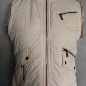 Интересная жилетка ,внутри мех