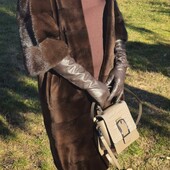 Шикарная з норкова шуба бренд Alessandro Bosso