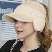 В'язана кепка пов'язка тепла.