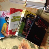 Одним лотом. Детективы, 5 книг, дорожный формат.