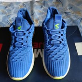 Кроссовки.р.р.35.стелька 22 см.в хорошем состоянии.Оригинал!