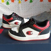 Кроссовки.р.р.35.стелька 22 см.в хорошем состоянии.Оригинал!