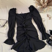 Трендова чорна сукня на довгий рукав