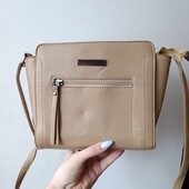 Гарна сумочка із еко шкіри на довгому ремінці