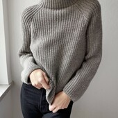 Трендовий светр від Multiblu, найбажаніша модель, розмір L. Фото 1 приклад. В складі шерсть.